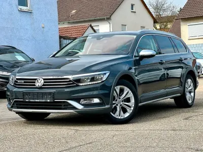 Gebraucht VW Passat 239 PS (175 kW) 2018 Uranograu Kombi