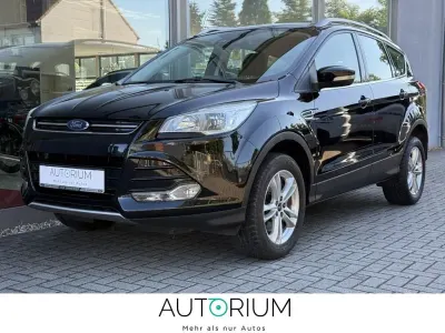 Gebraucht Ford Kuga Titanium 150 PS (110 kW) 2016 Schwarz SUV