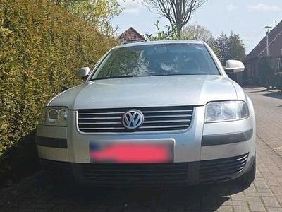 Usata VW Passat 131 CV (96 kW) 2003 Argento Station wagon