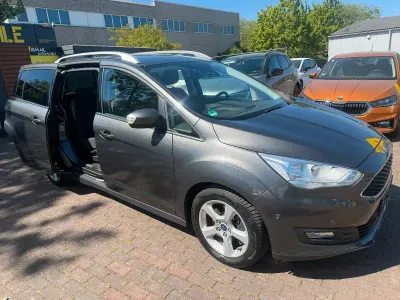 Gebraucht Ford Grand C-Max 125 PS (91 kW) 2019 Grau Van / Kleinbus
