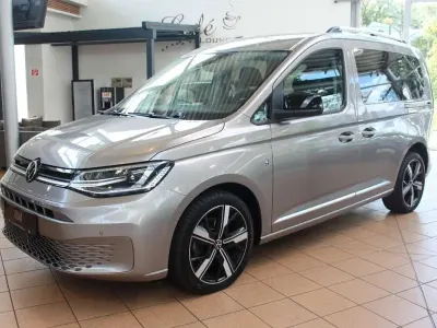 Gebraucht VW Caddy Style 122 PS (89 kW) 2021 Mojavebeige Van / Kleinbus