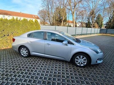 Gebraucht Toyota Avensis 124 PS (91 kW) 2012 Silber Limousine