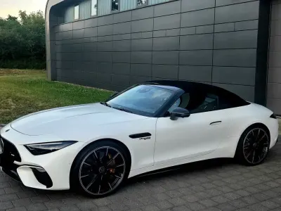 Gebraucht Mercedes SL63 AMG AMG 585 PS (430 kW) 2023 Weiß Cabrio