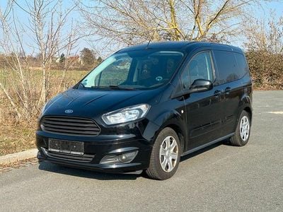 Gebraucht Ford Tourneo Courier 101 PS (74 kW) 2017 Schwarz Van / Kleinbus