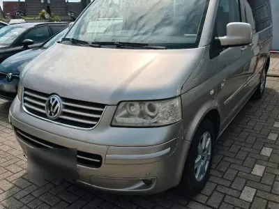 Gebraucht VW Multivan 174 PS (127 kW) 2004 Gold Van / Kleinbus