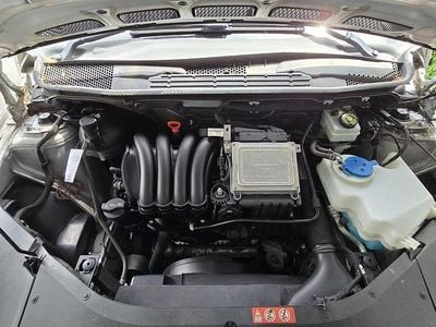 Gebraucht Mercedes B160 95 PS (69 kW) 2010 Silber Van / Kleinbus