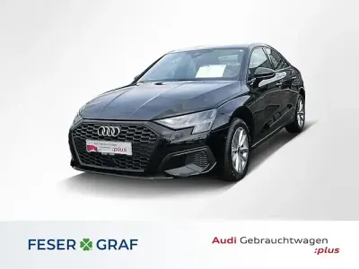 Gebraucht Audi A3 Comfort 110 PS (80 kW) 2023 Brillantschwarz Limousine