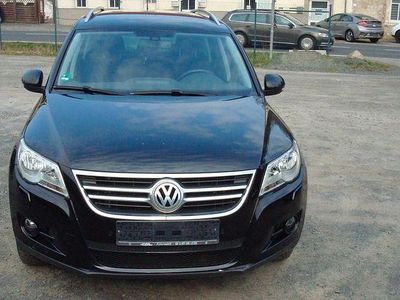 Gebraucht VW Tiguan Team 150 PS (110 kW) 2010 Schwarz SUV