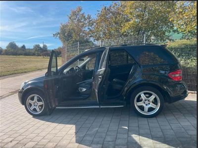 Second-hand Mercedes ML320 AMG 224 CP (164 kW) 2008 Negru SUV