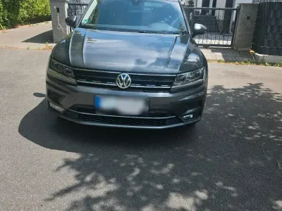 Gebraucht VW Tiguan 190 PS (139 kW) 2018 Grau SUV