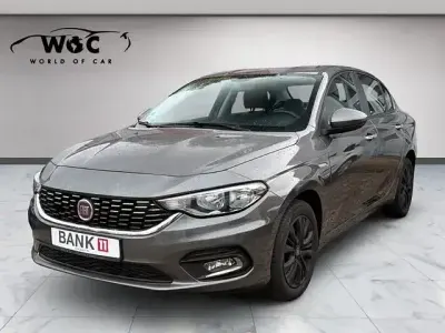 Usado Fiat Tipo Pop 130 CV (95 kW) 2017 Gris Berlina