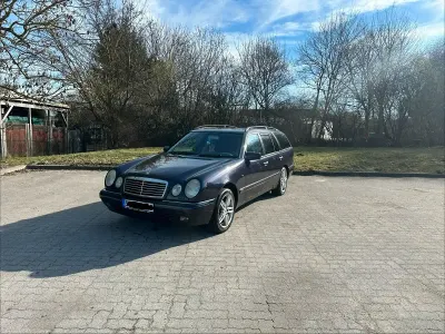 Używany Mercedes E280