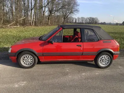 Gebraucht Peugeot 205 GTi 103 PS (75 kW) 1989 Rot Cabrio