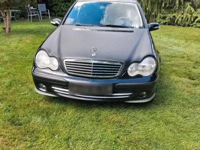 Gebraucht Mercedes 220 2006 Schwarz Kombi