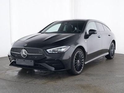 Metalliclack kosmosschwarz Gebraucht 2025 Mercedes CLA250e Shooting Brake AMG Kombi | 43.990 €