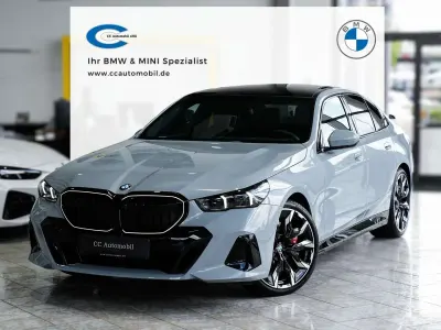 Gebraucht BMW 540 M Sport 303 PS (222 kW) 2026 M brooklyn grau Limousine