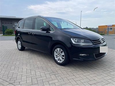 Gebraucht VW Sharan Comfortline 140 PS (102 kW) 2015 Schwarz Van / Kleinbus