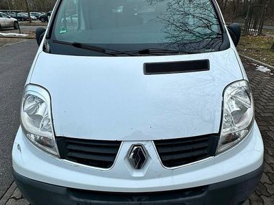 Gebraucht Renault Traffic 114 PS (83 kW) 2008 Weiß Van