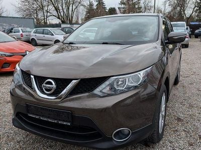 Gebraucht Nissan Qashqai 116 PS (85 kW) 2014 Braun SUV
