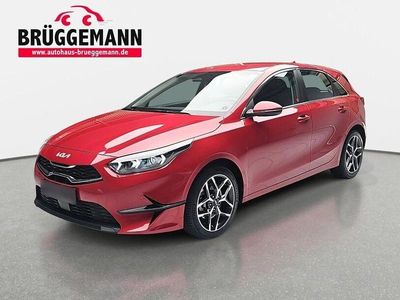 Gebraucht Kia Ceed Spirit 140 PS (102 kW) 2024 Rot Kleinwagen
