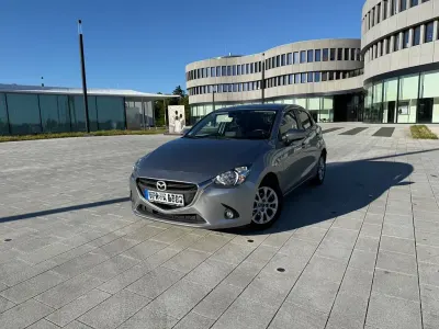 Usata Mazda 2 Exclusive-Line 75 CV (55 kW) 2015 Argento Berlina
