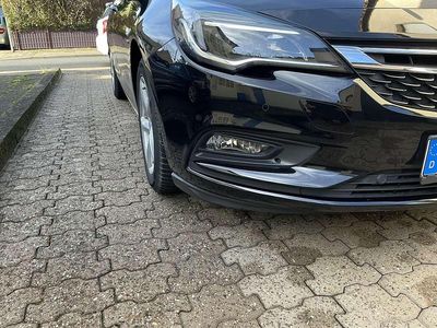 Gebraucht Opel Astra 105 PS (77 kW) 2019 Schwarz Kombi