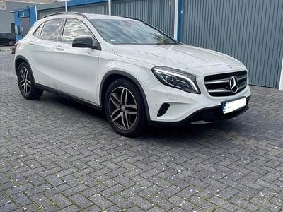 Mercedes GLA200