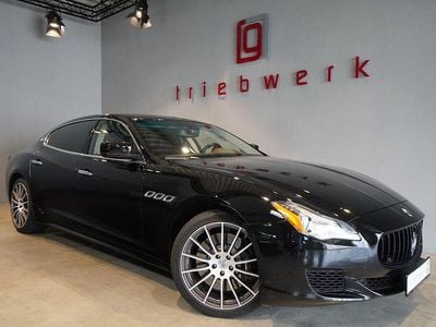 Schwarz Gebraucht 2015 Maserati Quattroporte Limousine | 49.941 € (Etwas zu teuer)