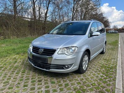 gebraucht VW Touran 2.0 TDI DSG Highline*TÜV10/24*