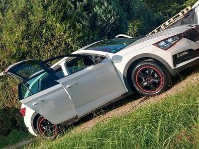 Gebraucht Skoda Scala 116 PS (85 kW) 2019 Weiß Kleinwagen