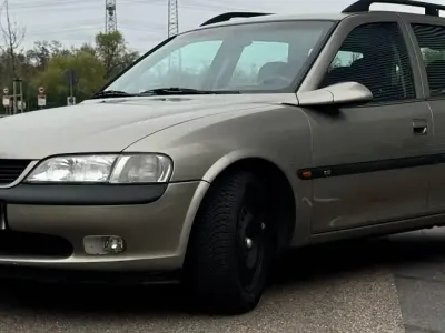 Occasion Opel Vectra 118 ch (86 kW) 1998 Gris Break