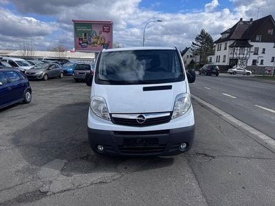 Gebraucht Opel Vivaro 114 PS (83 kW) 2011 Weiß Van / Kleinbus