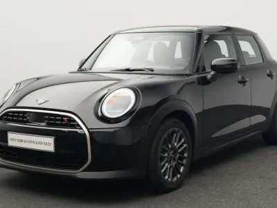 Gebraucht Mini Cooper S Favoured 204 PS (150 kW) 2025 Schwarz Kleinwagen