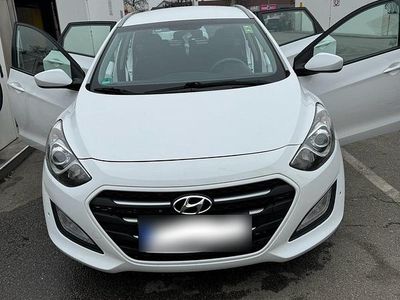 Usata Hyundai i30 2016 Bianco Berlina