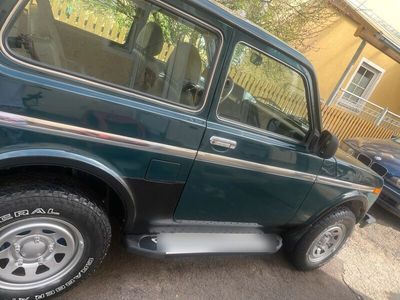 gebraucht Lada niva 4*4.