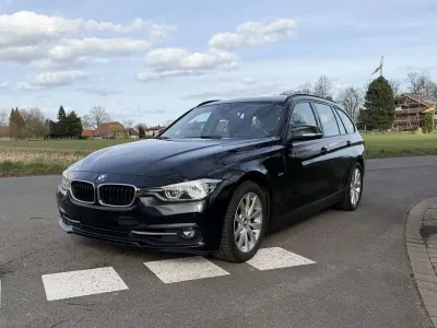 Gebraucht BMW 330 Sport Line 258 PS (189 kW) 2015 Schwarz Kombi