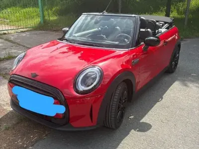 Occasion Mini Cooper Classic 136 PK (100 kW) 2023 Rood Hatchback