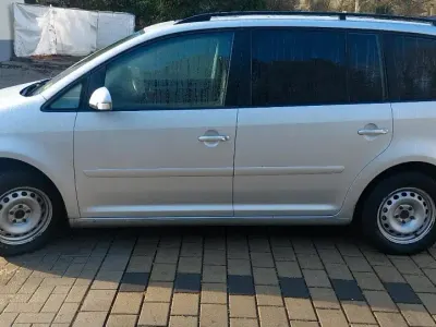 Gebraucht VW Touran 150 PS (110 kW) 2004 Silber Van / Kleinbus