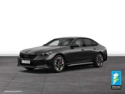 Gebraucht BMW 550e M Sport 489 PS (359 kW) 2025 Grau Limousine