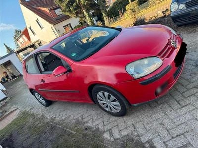 Gebraucht VW Golf V 2005 Rot Kleinwagen