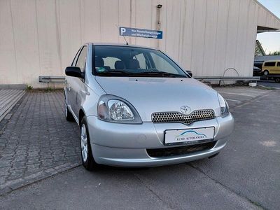 Brugt Toyota Yaris Luna 68 HK (50 kW) 2000 Sølv Hatchback
