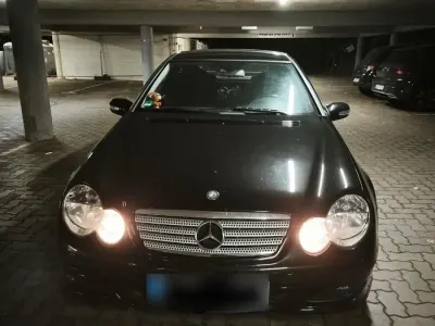 Gebraucht Mercedes CL200 163 PS (119 kW) 2006 Schwarz Coupé