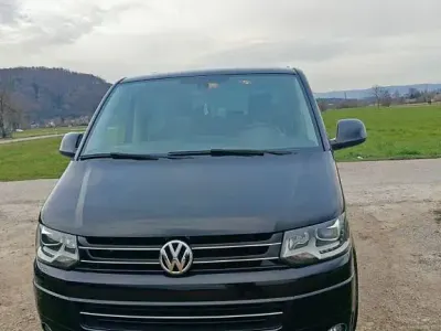 Gebraucht VW Multivan 179 PS (131 kW) 2014 Schwarz Van / Kleinbus