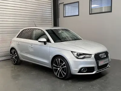 Gebraucht Audi A1 Sportback Ambition 90 PS (66 kW) 2013 Silber Kleinwagen
