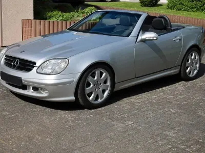 Gebraucht Mercedes SLK320 218 PS (160 kW) 2004 Silber Cabrio