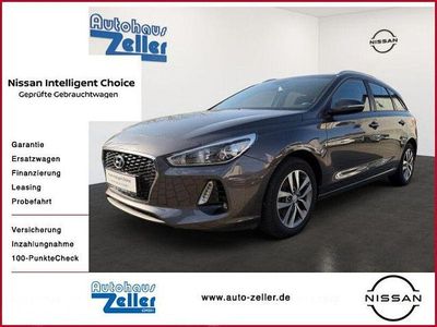 Gebraucht Hyundai i30 Trend 120 PS (88 kW) 2017 Grau Limousine