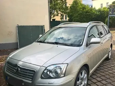 Gebraucht Toyota Avensis 146 PS (107 kW) 2005 Grau Kombi