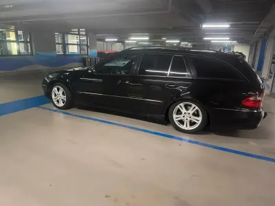 Gebraucht Mercedes E280 Avantgarde 190 PS (139 kW) 2007 Schwarz Kombi