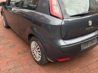 Gebraucht Fiat Punto Evo 75 PS (55 kW) 2011 Blau Kleinwagen
