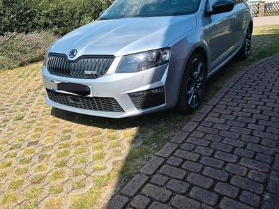 Gebraucht Skoda Octavia RS 184 PS (135 kW) 2014 Silber Kleinwagen